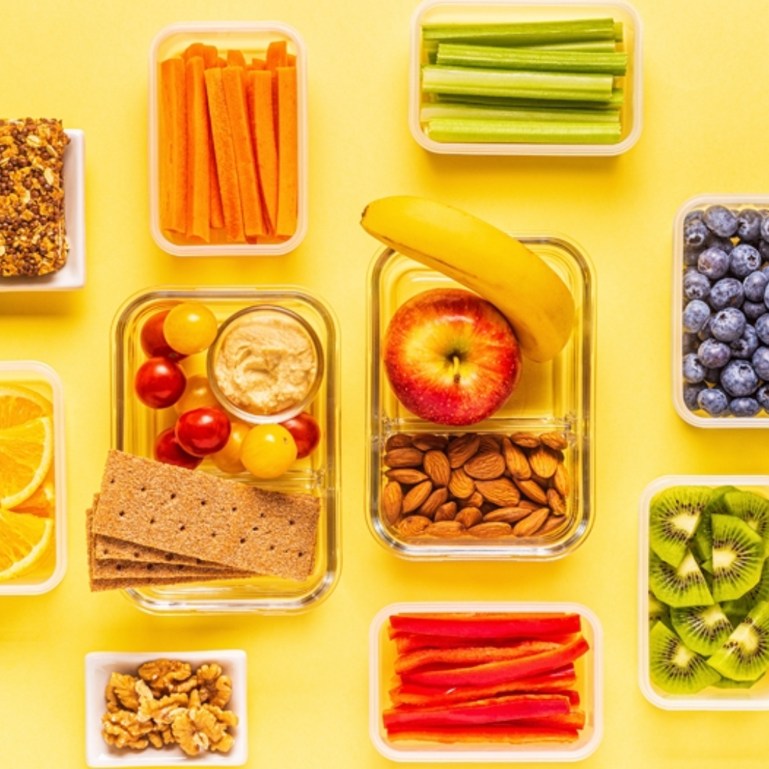Nourishing On-the-Go: Strategies for Healthy Snacking and Portable Nutrition